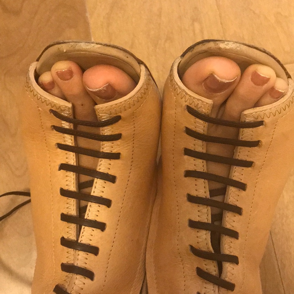 *SOLD* Giuseppe Zanotti Lace Up Sandal Heels - Picture 7 of 8